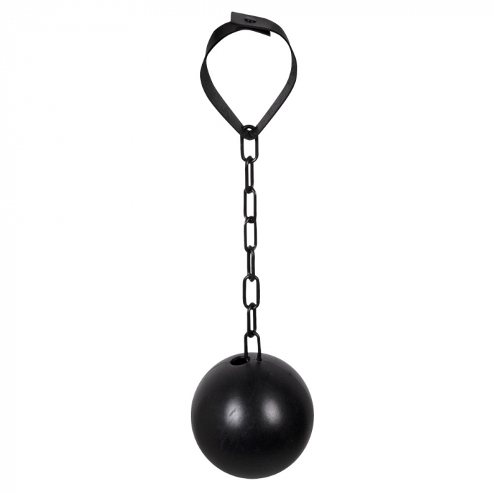 Boevenbal met ketting